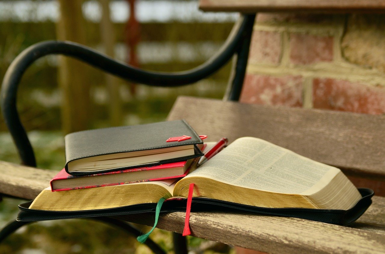 Bibel - taler om profetier - Kenneth Jørgensen